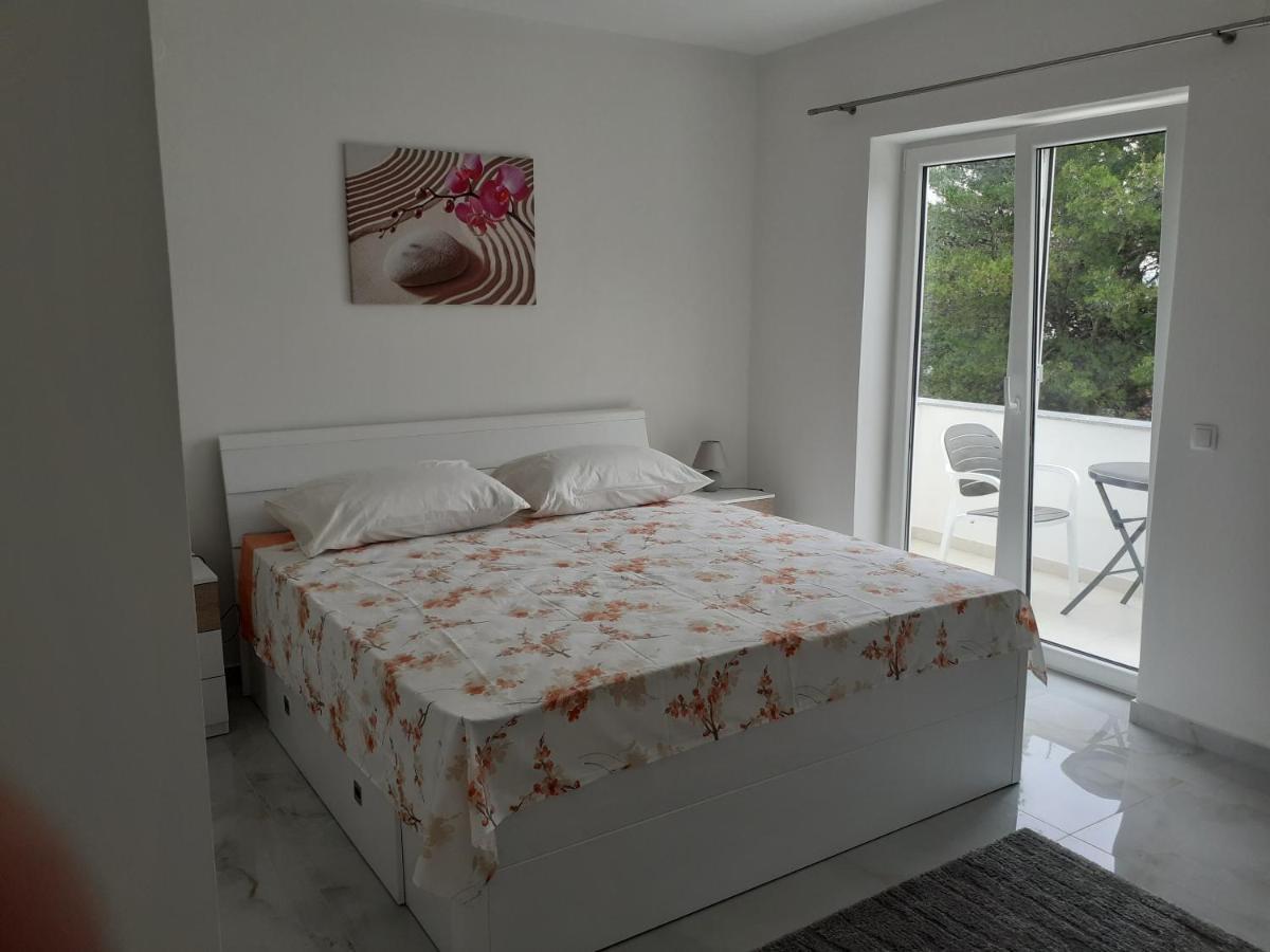Apartmani Miletic Jelsa  Exterior foto
