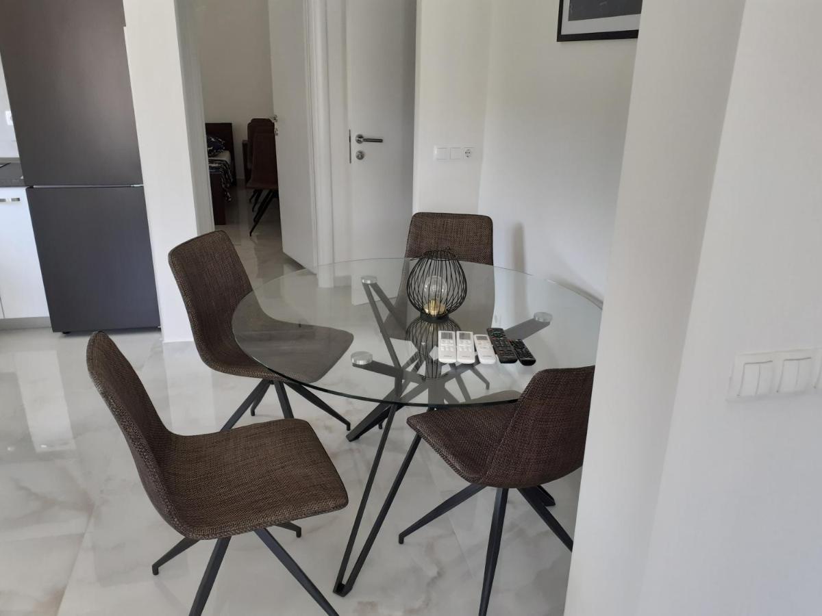 Apartmani Miletic Jelsa  Exterior foto