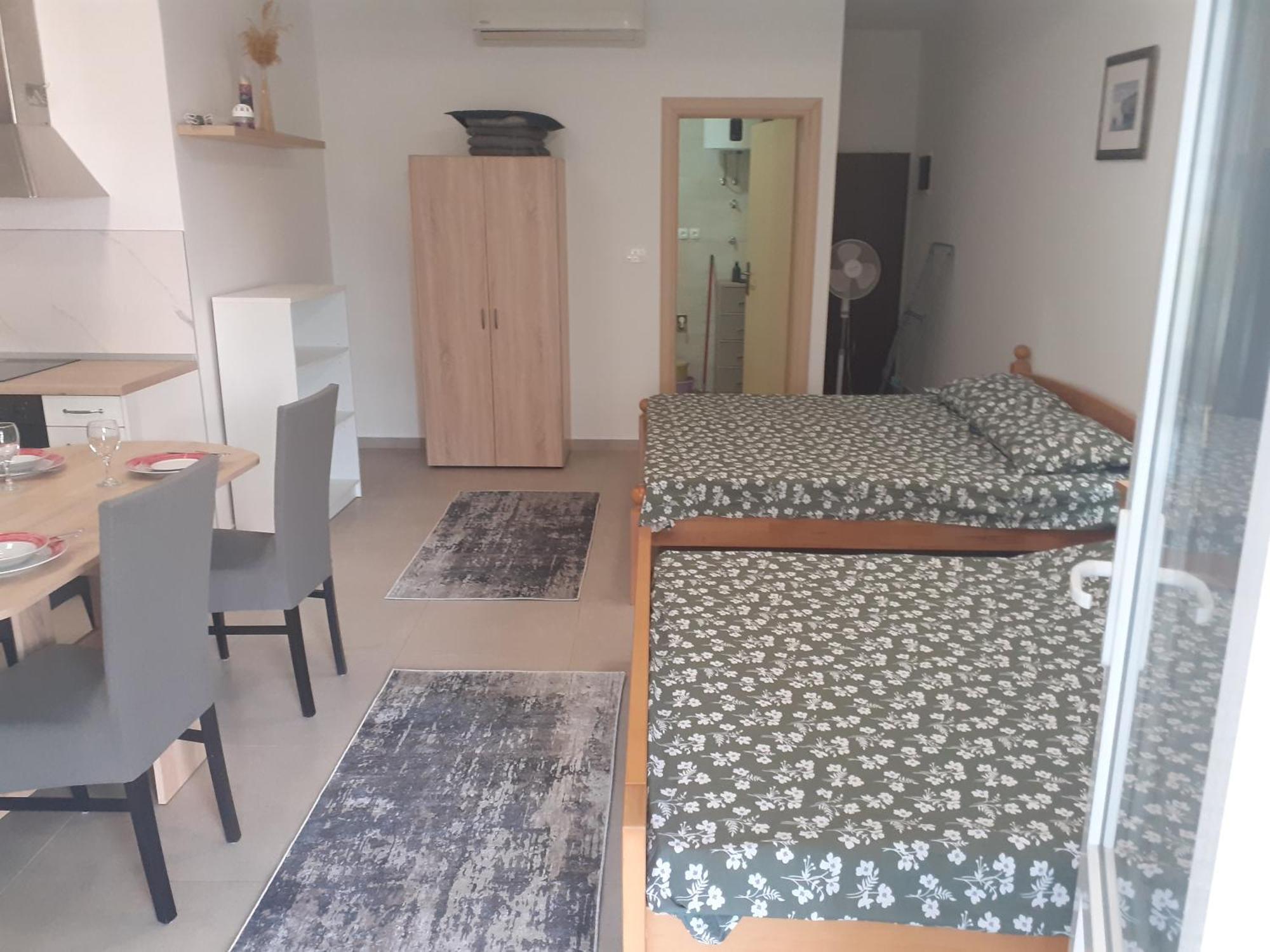 Apartmani Miletic Jelsa  Exterior foto